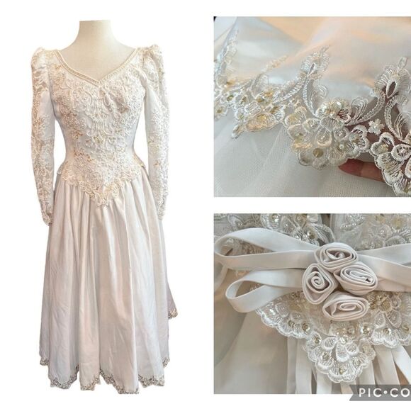 SALE…Vintage White Wedding Gown Beaded longsleeve size 10 - Picture 1 of 16